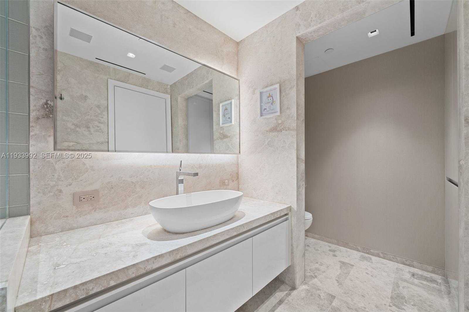 Small Image of 9999 COLLINS AVE #12E, Bal Harbour Number 30