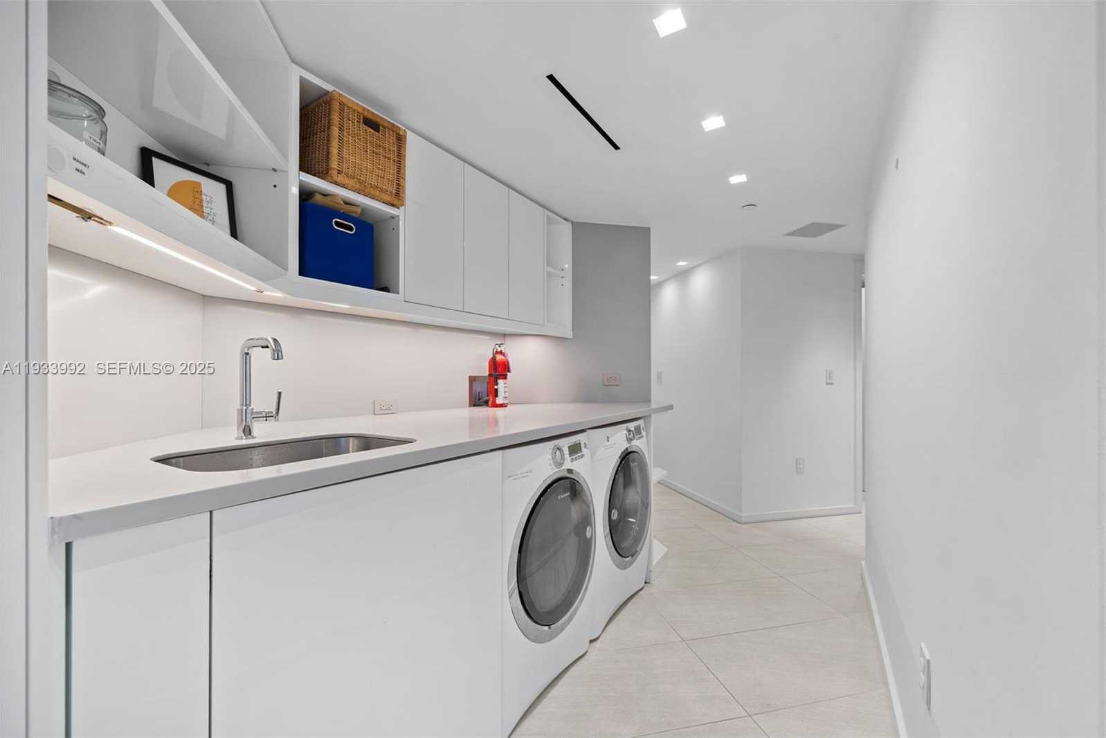 Small Image of 9999 COLLINS AVE #12E, Bal Harbour Number 31