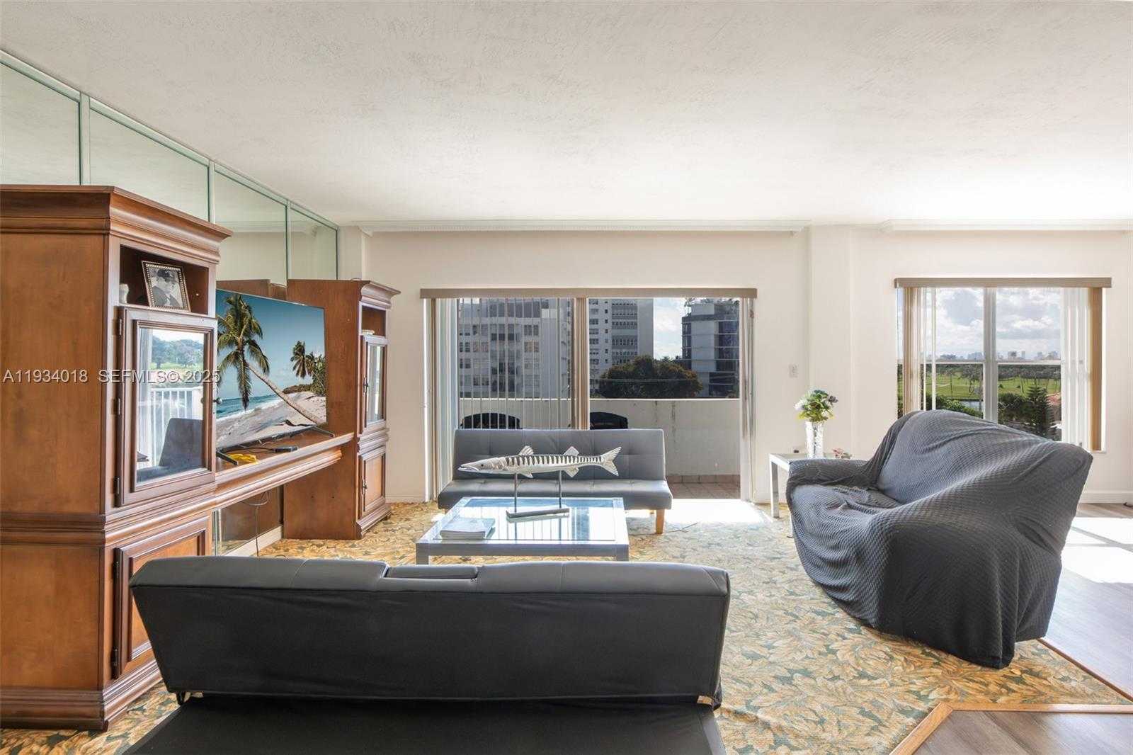 Small Image of Bay Harbor Islands Number 3