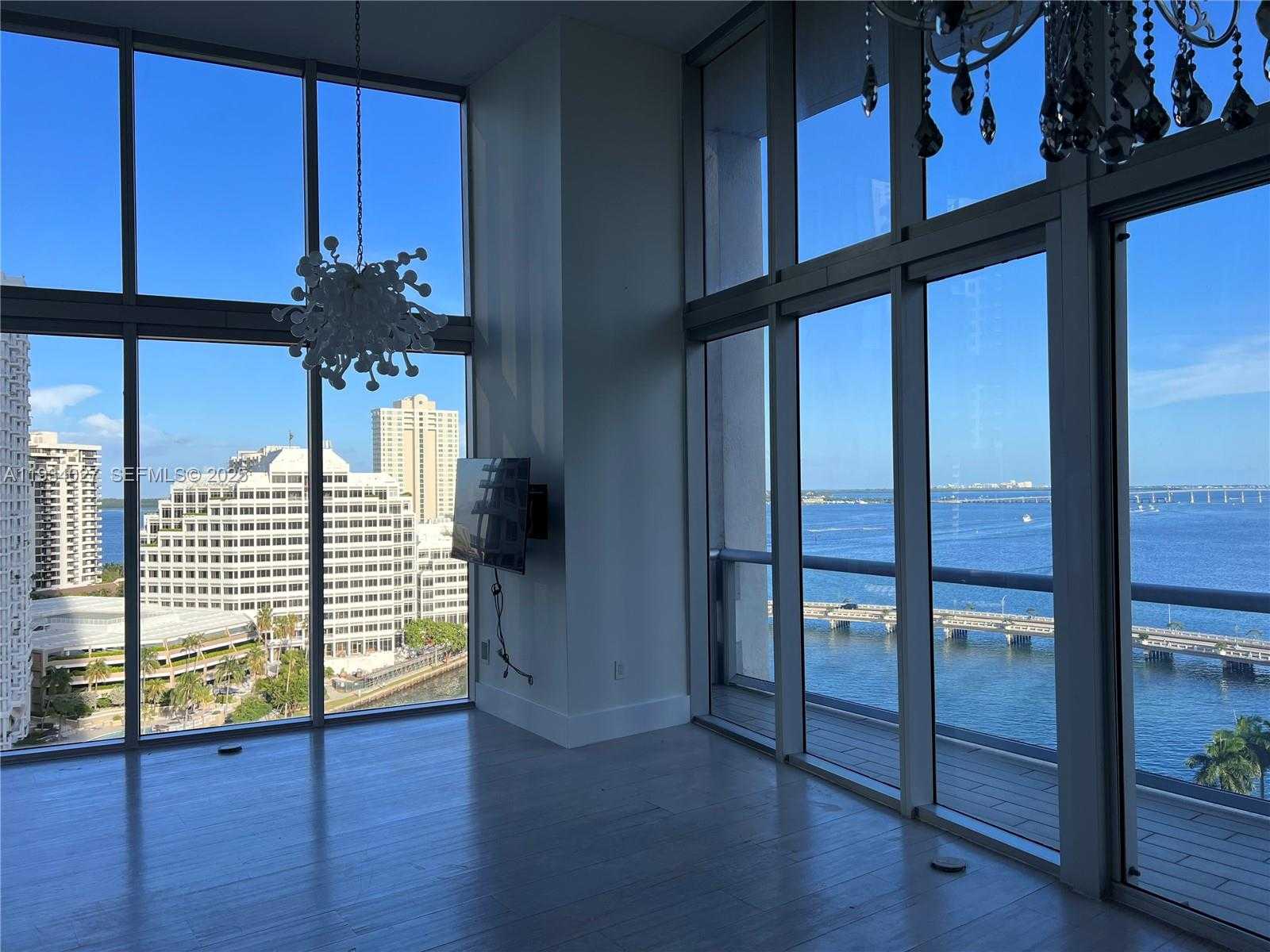 Small Image of 495 BRICKELL AVE #1501, Miami Number 2