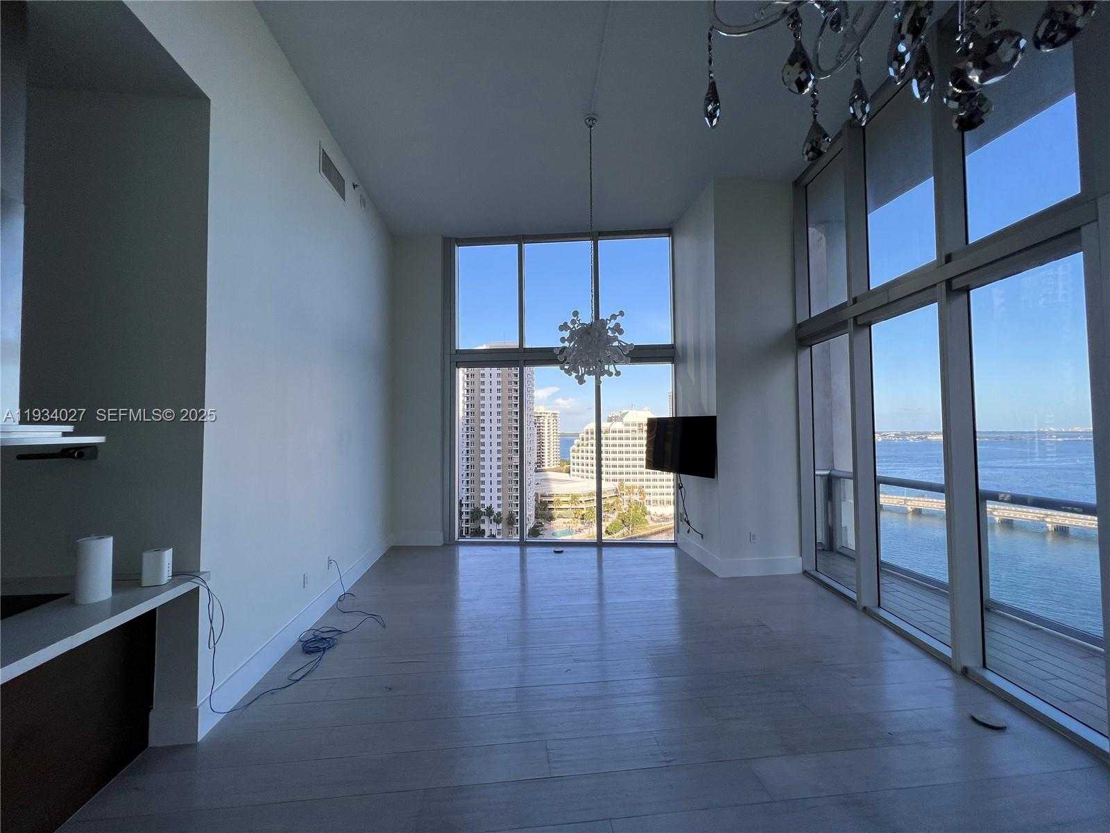 Small Image of 495 BRICKELL AVE #1501, Miami Number 35