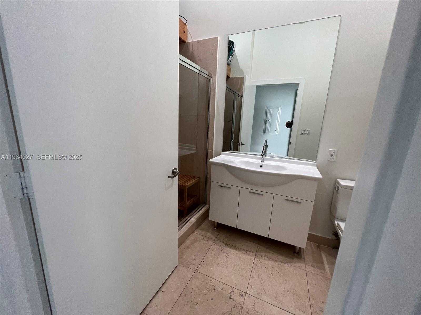 Small Image of 495 BRICKELL AVE #1501, Miami Number 53