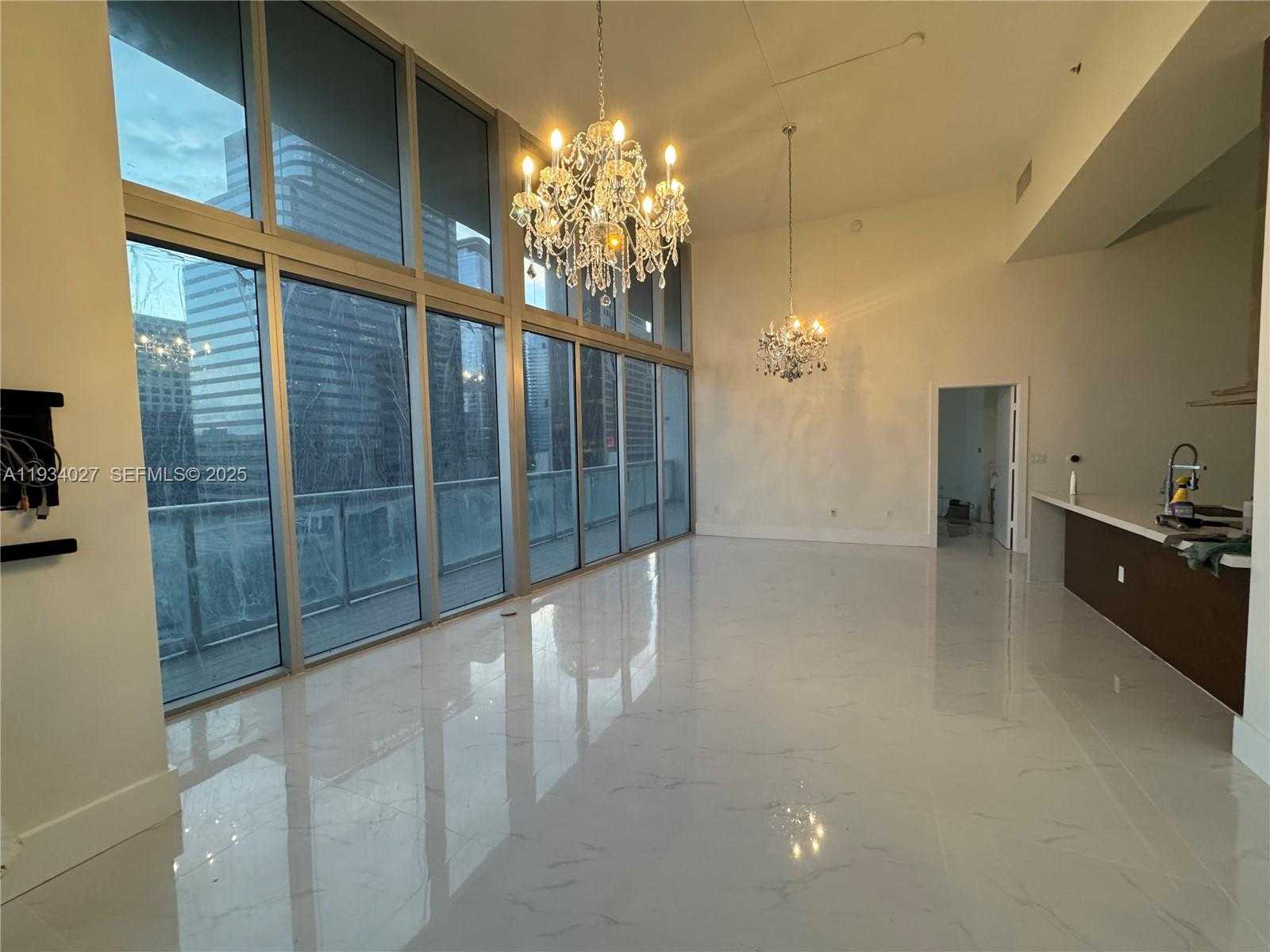 Small Image of 495 BRICKELL AVE #1501, Miami Number 8