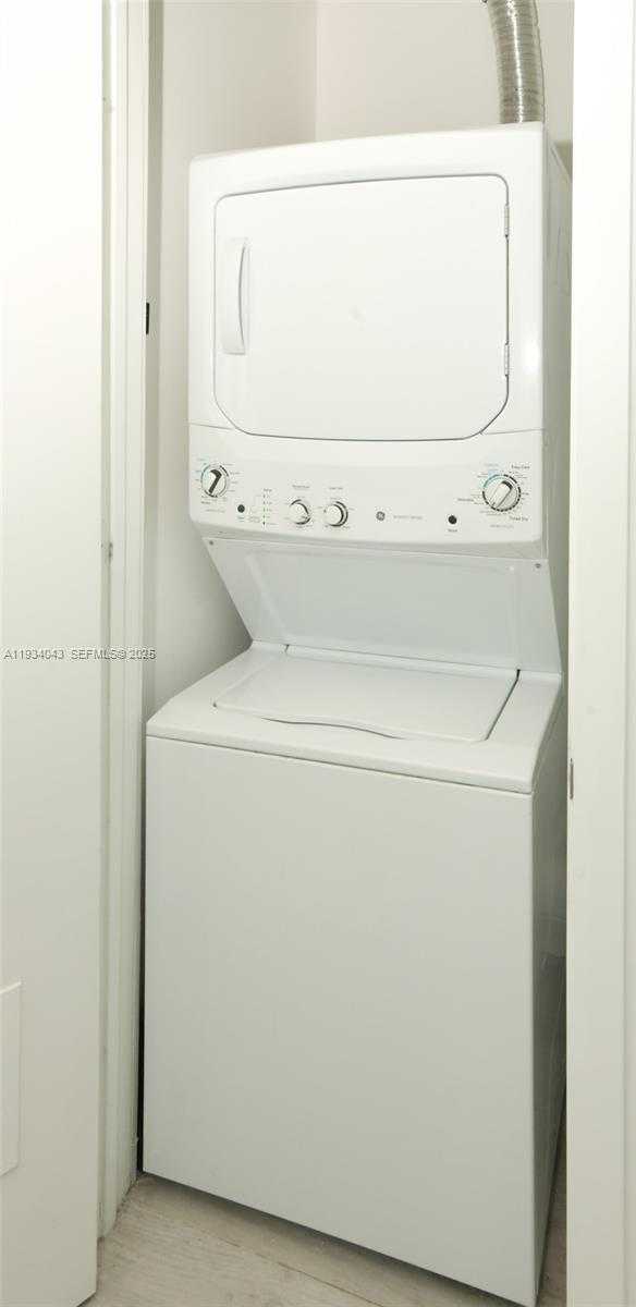 Small Image of 480 NORTH EAST 31ST ST #3404, Miami Number 6