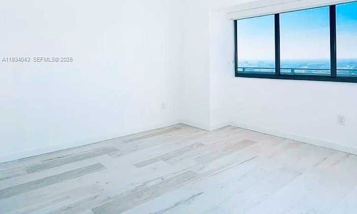 Small Image of 480 NORTH EAST 31ST ST #3404, Miami Number 7