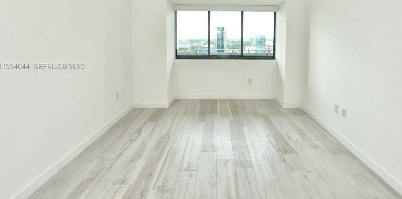 Small Image of 480 NORTH EAST 31ST ST #3405, Miami Number 5