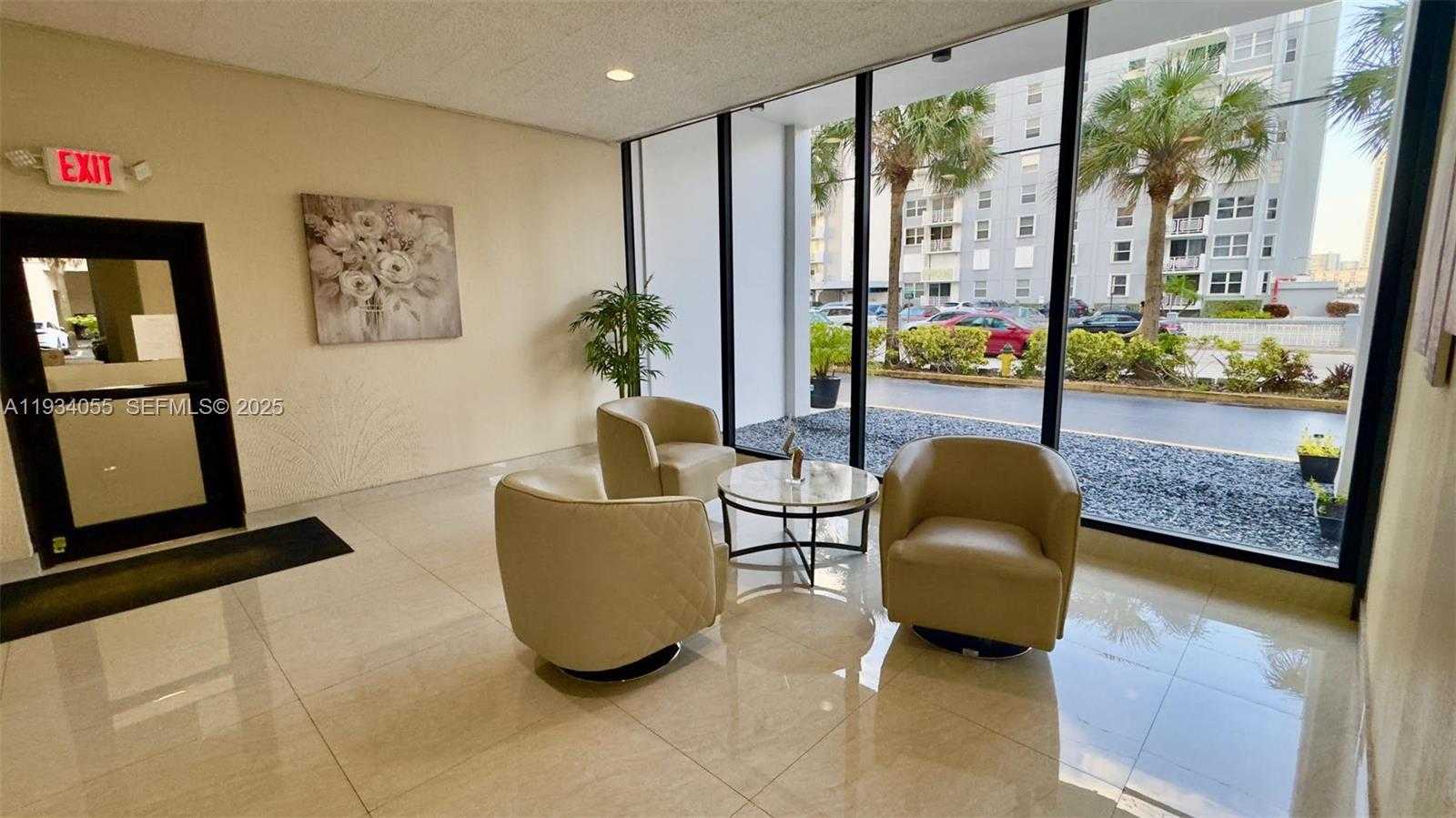 Small Image of 427 GOLDEN ISLES DR #8A, Hallandale Beach Number 28