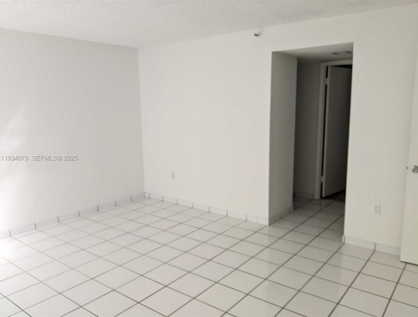 Small Image of 1623 COLLINS AVE #218, Miami Beach Number 13