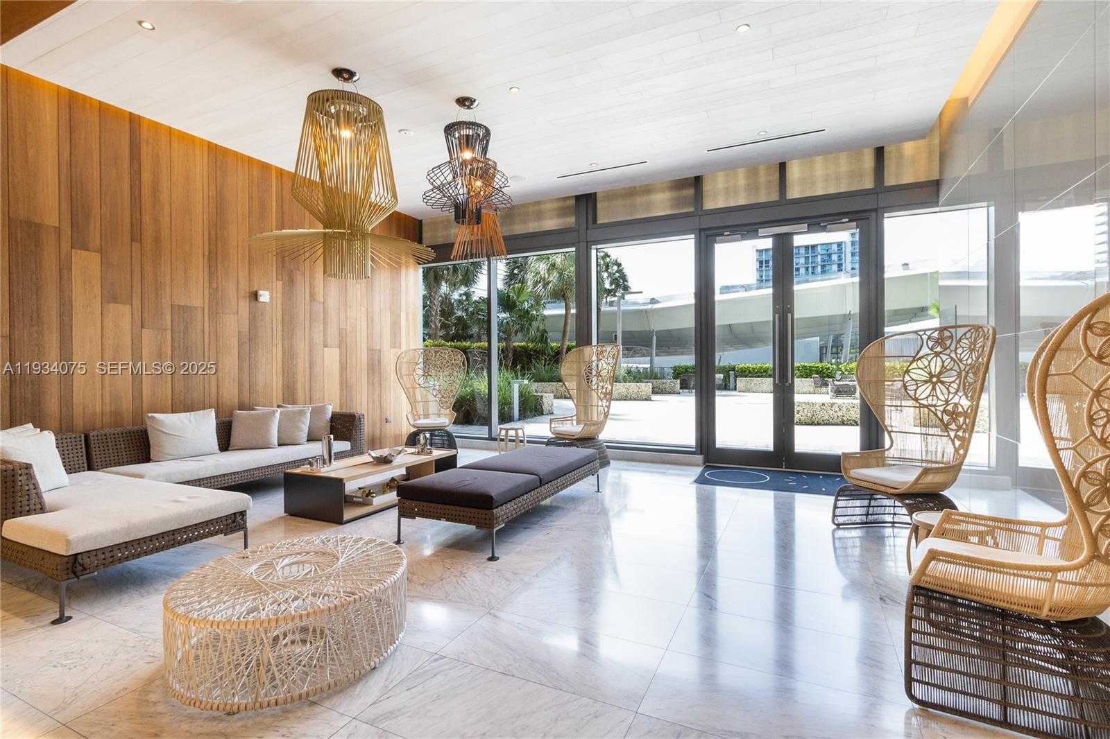 Small Image of 68 SOUTH EAST 6TH ST #2006, Miami Number 41