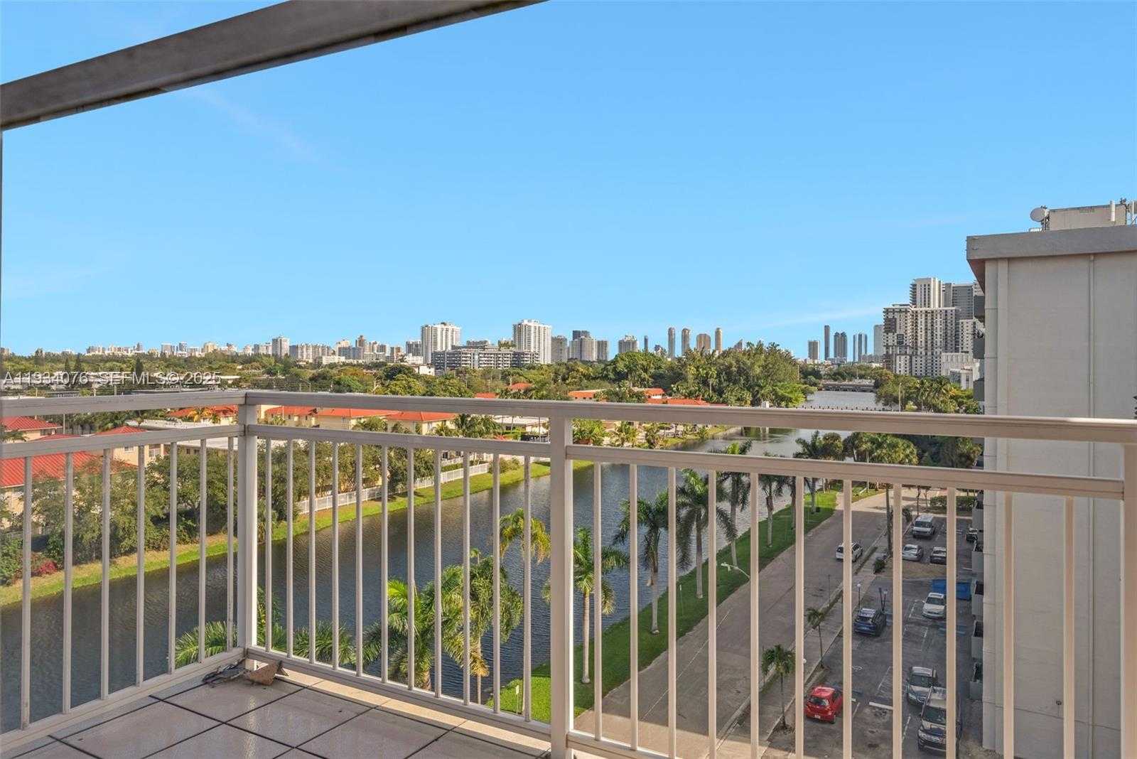 Small Image of 2025 NORTH EAST 164TH ST #808, North Miami Beach Number 10