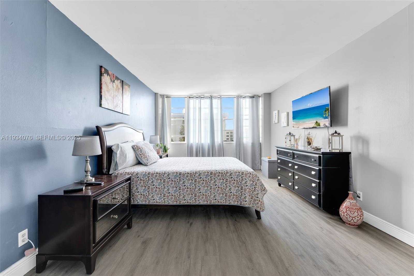 Small Image of 2025 NORTH EAST 164TH ST #808, North Miami Beach Number 12