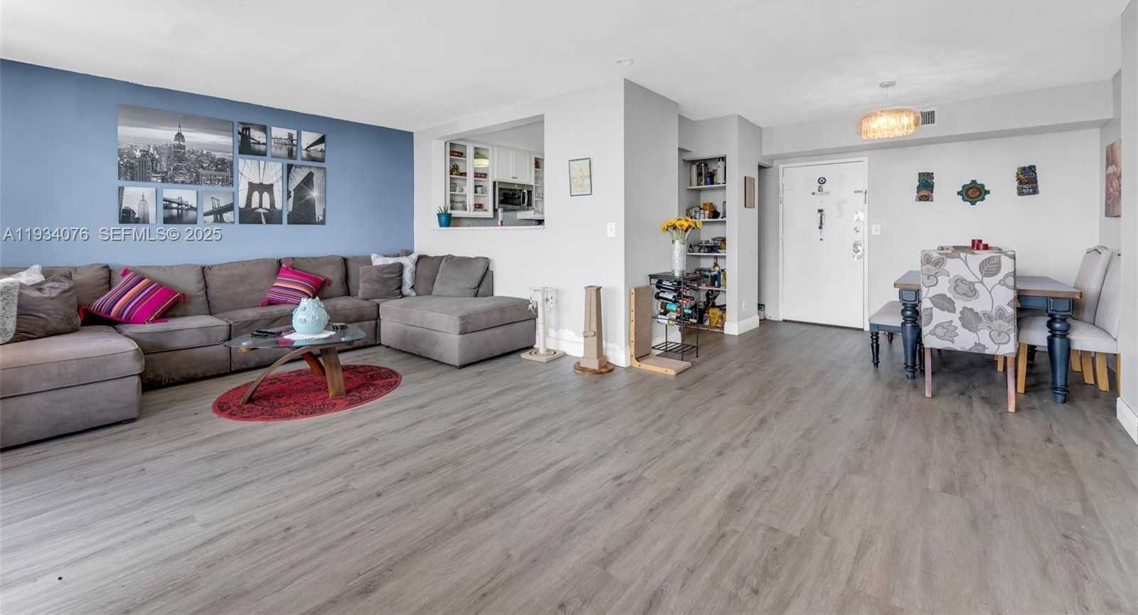 Small Image of 2025 NORTH EAST 164TH ST #808, North Miami Beach Number 3