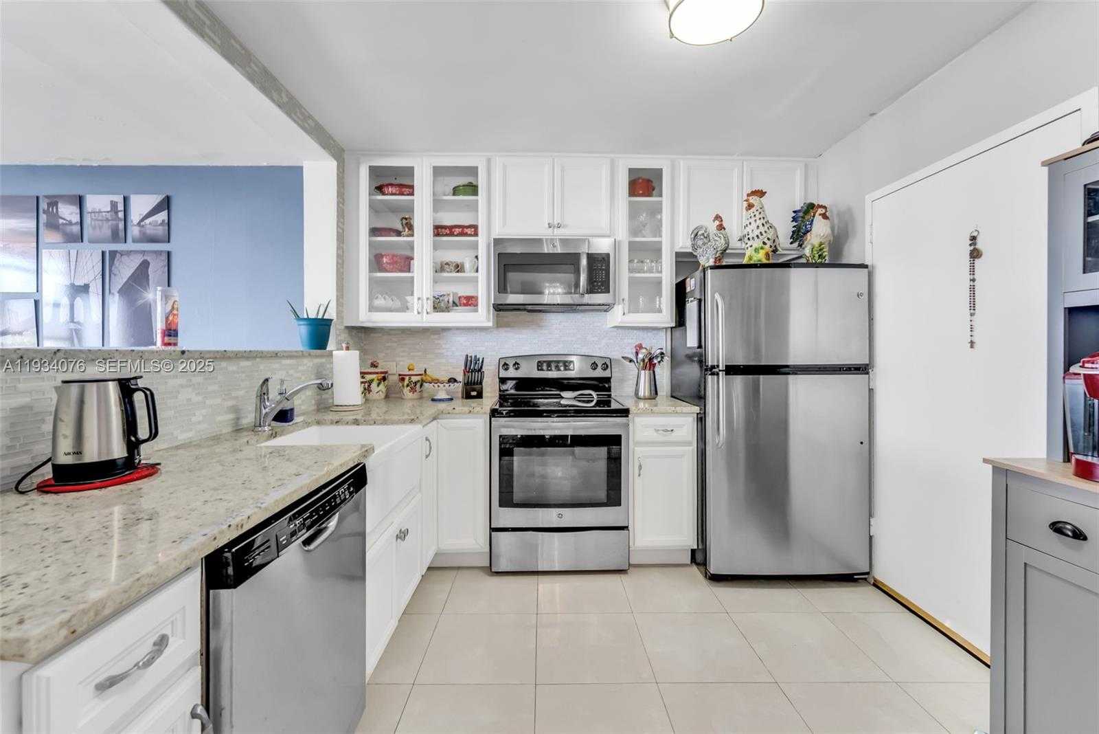 Small Image of 2025 NORTH EAST 164TH ST #808, North Miami Beach Number 5