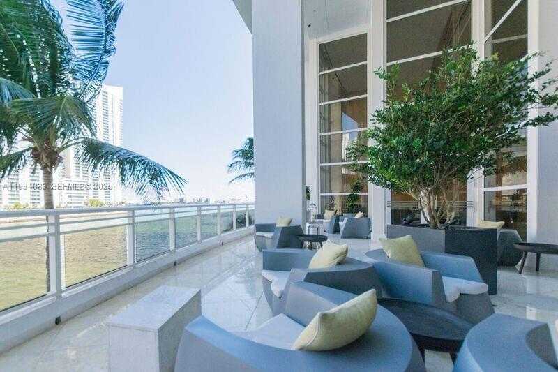 Small Image of 901 BRICKELL KEY BLVD #705, Miami Number 41
