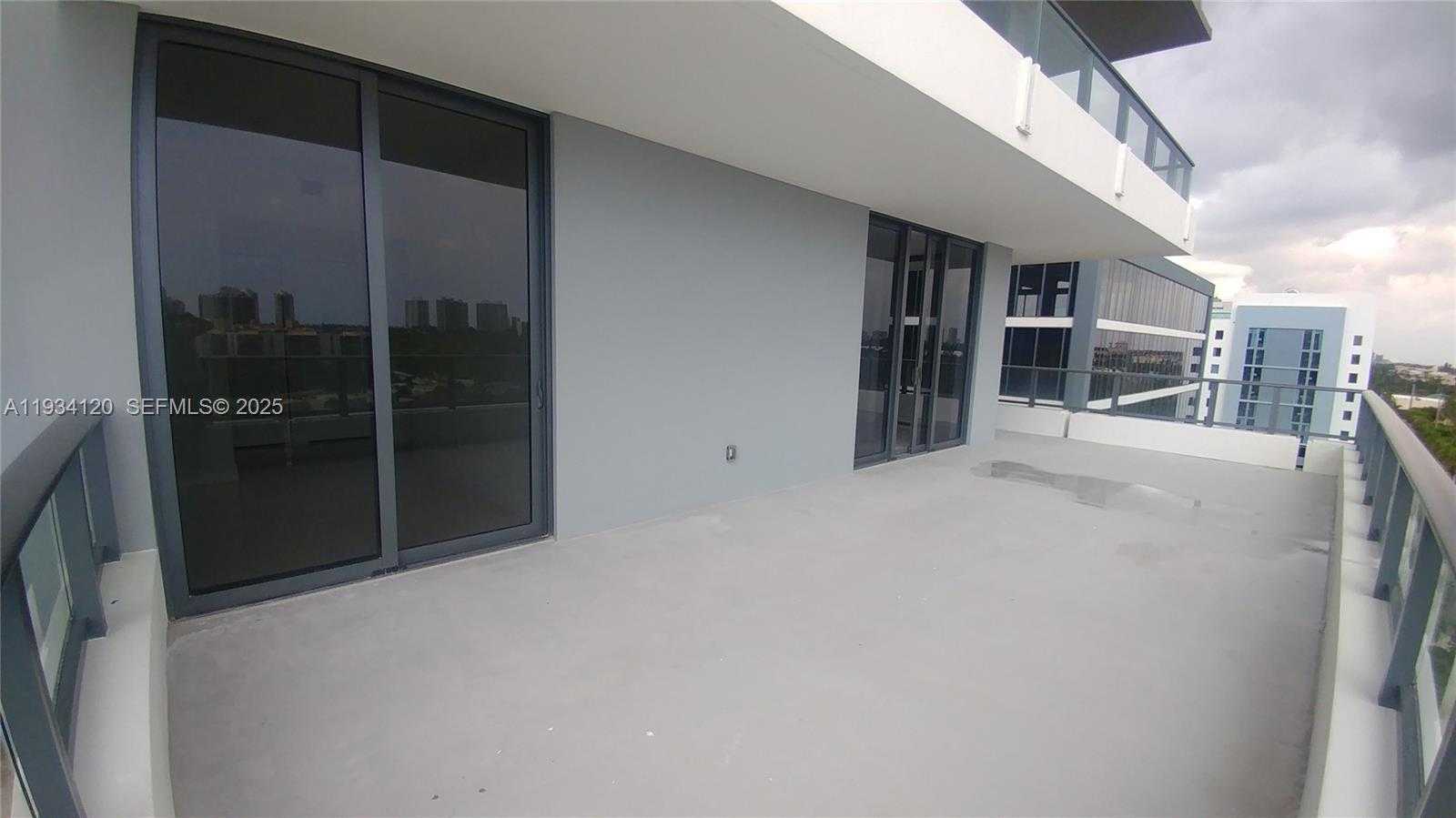 Small Image of 2960 NORTH EAST 207 ST #810, Aventura Number 11