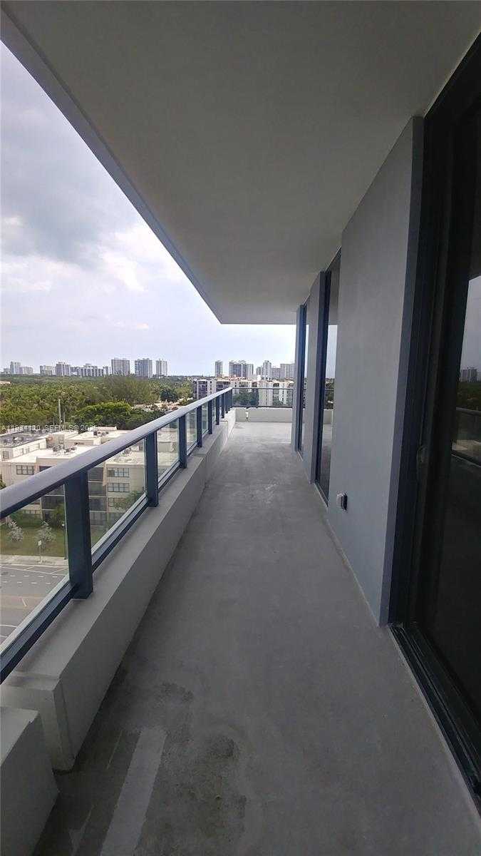 Small Image of 2960 NORTH EAST 207 ST #810, Aventura Number 4