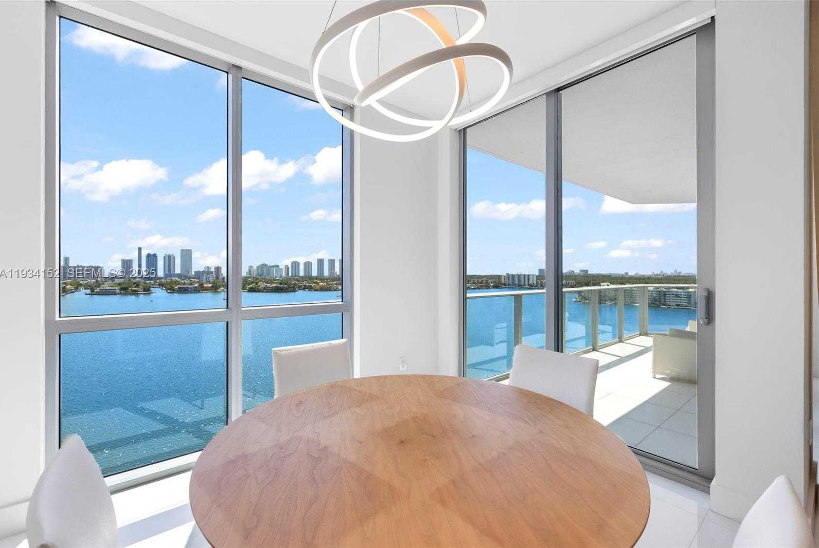 Small Image of 17111 BISCAYNE BLVD #1110, North Miami Beach Number 16