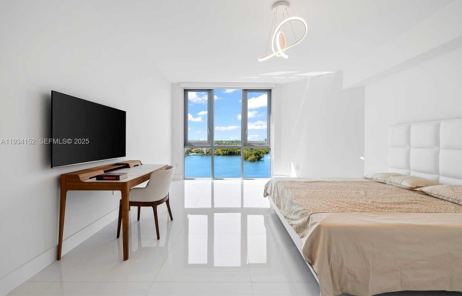 Small Image of 17111 BISCAYNE BLVD #1110, North Miami Beach Number 29
