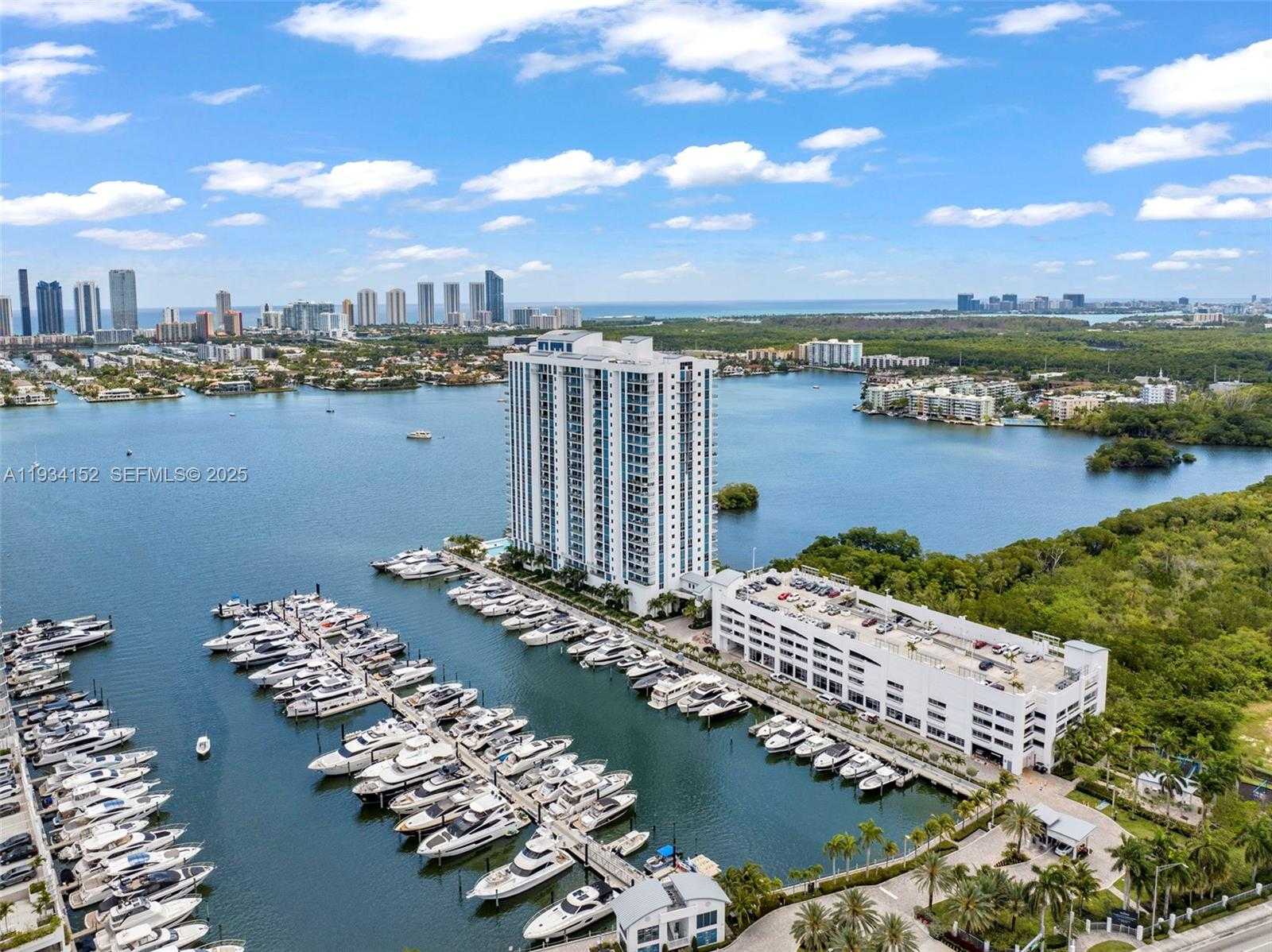 Small Image of 17111 BISCAYNE BLVD #1110, North Miami Beach Number 44