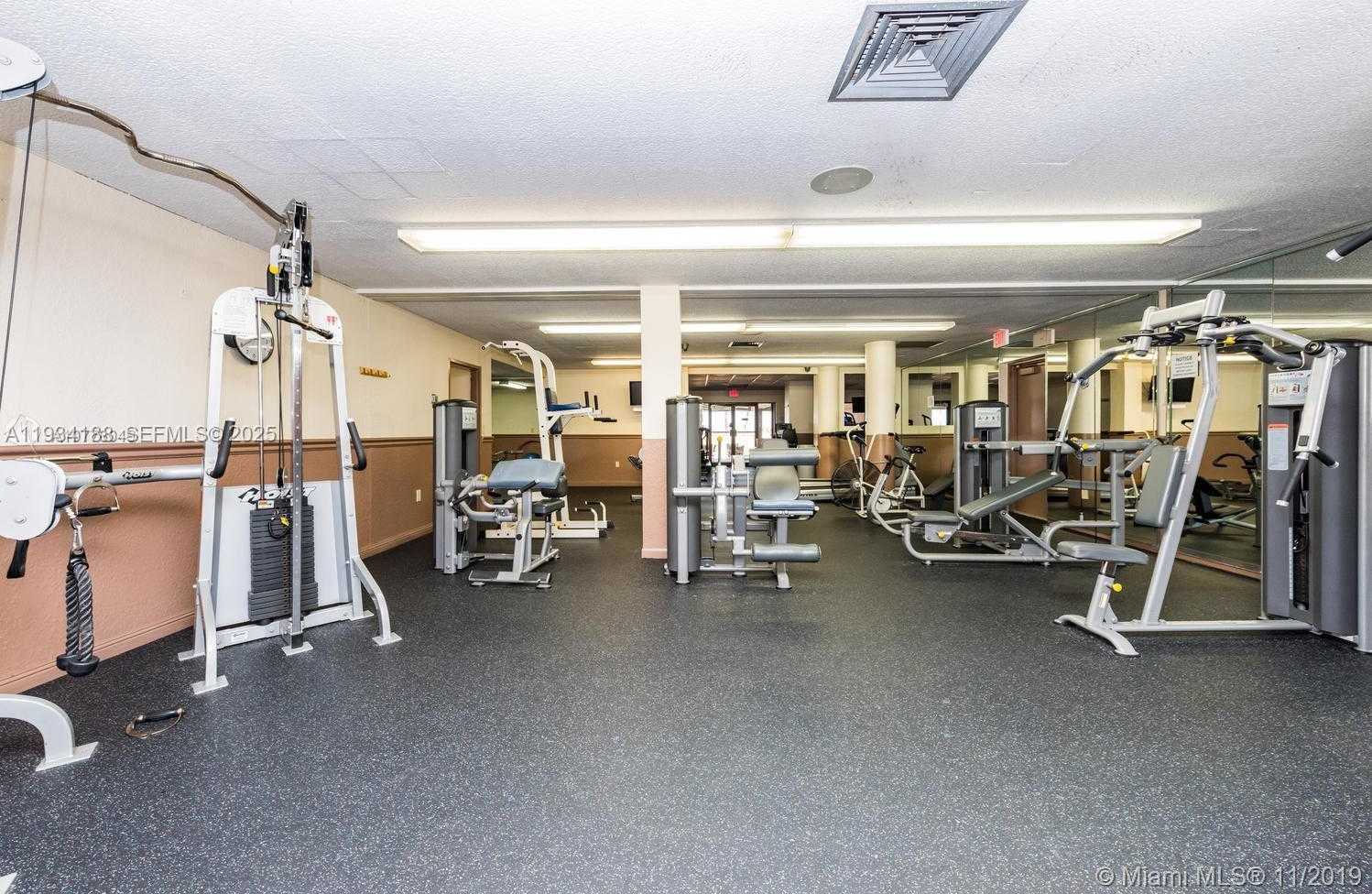 Small Image of 1985 SOUTH OCEAN DR #3C, Hallandale Beach Number 23