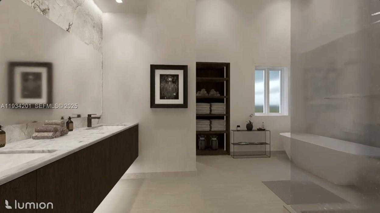 Small Image of 1413 SUNSET HARBOUR DR #120, Miami Beach Number 4