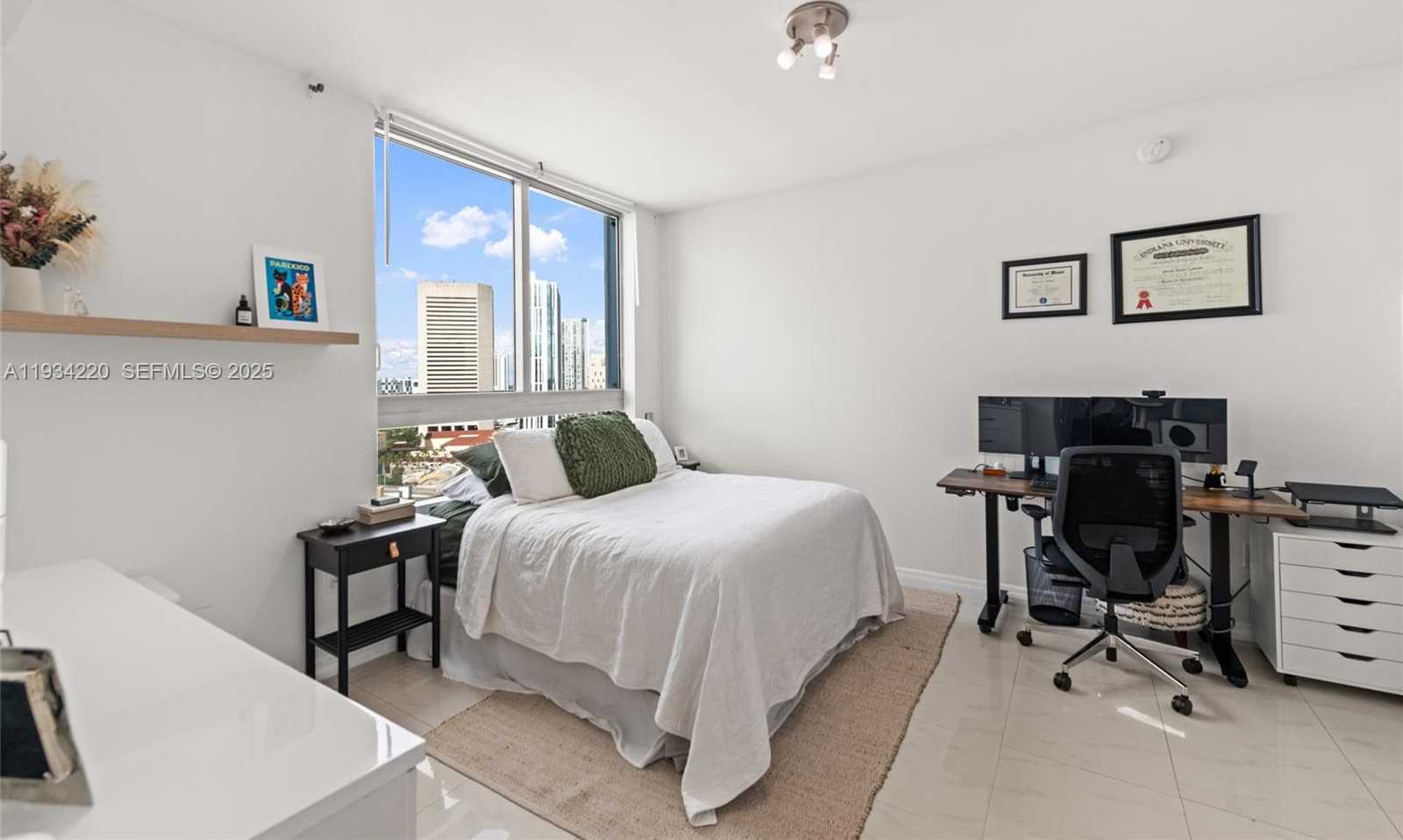 Small Image of 90 SOUTH WEST 3RD ST #2109, Miami Number 17