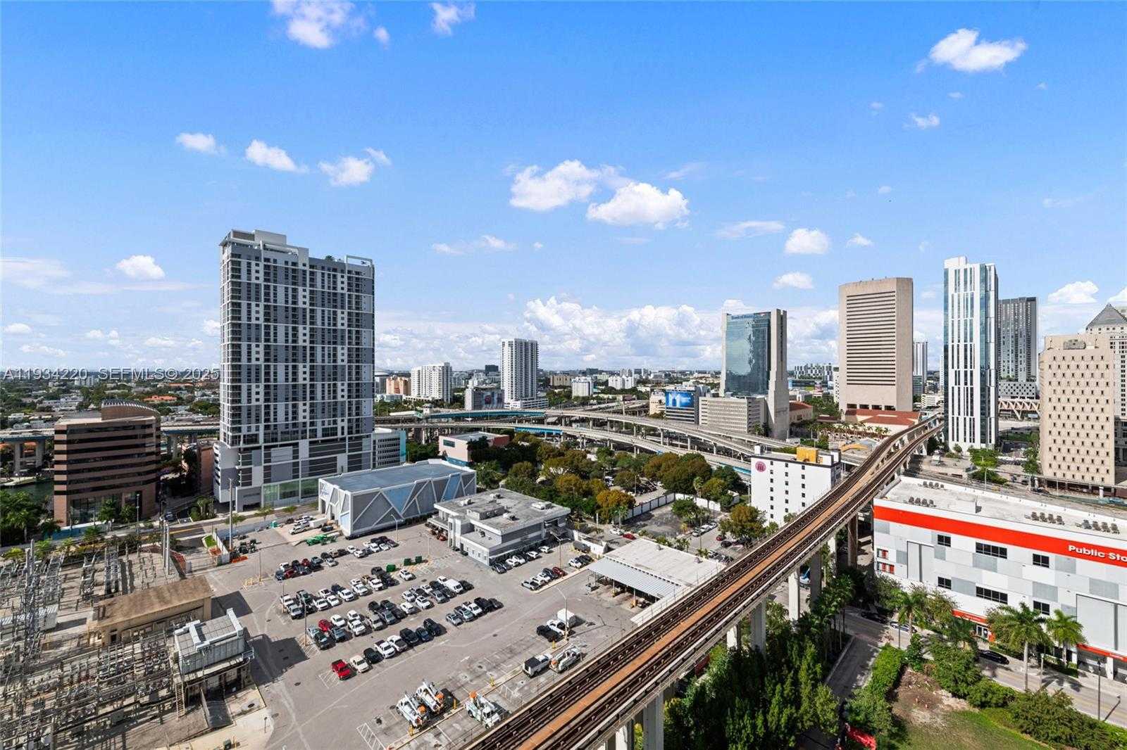 Small Image of 90 SOUTH WEST 3RD ST #2109, Miami Number 20