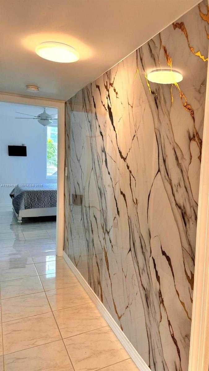 Small Image of 250 180TH DR #155, Sunny Isles Beach Number 27