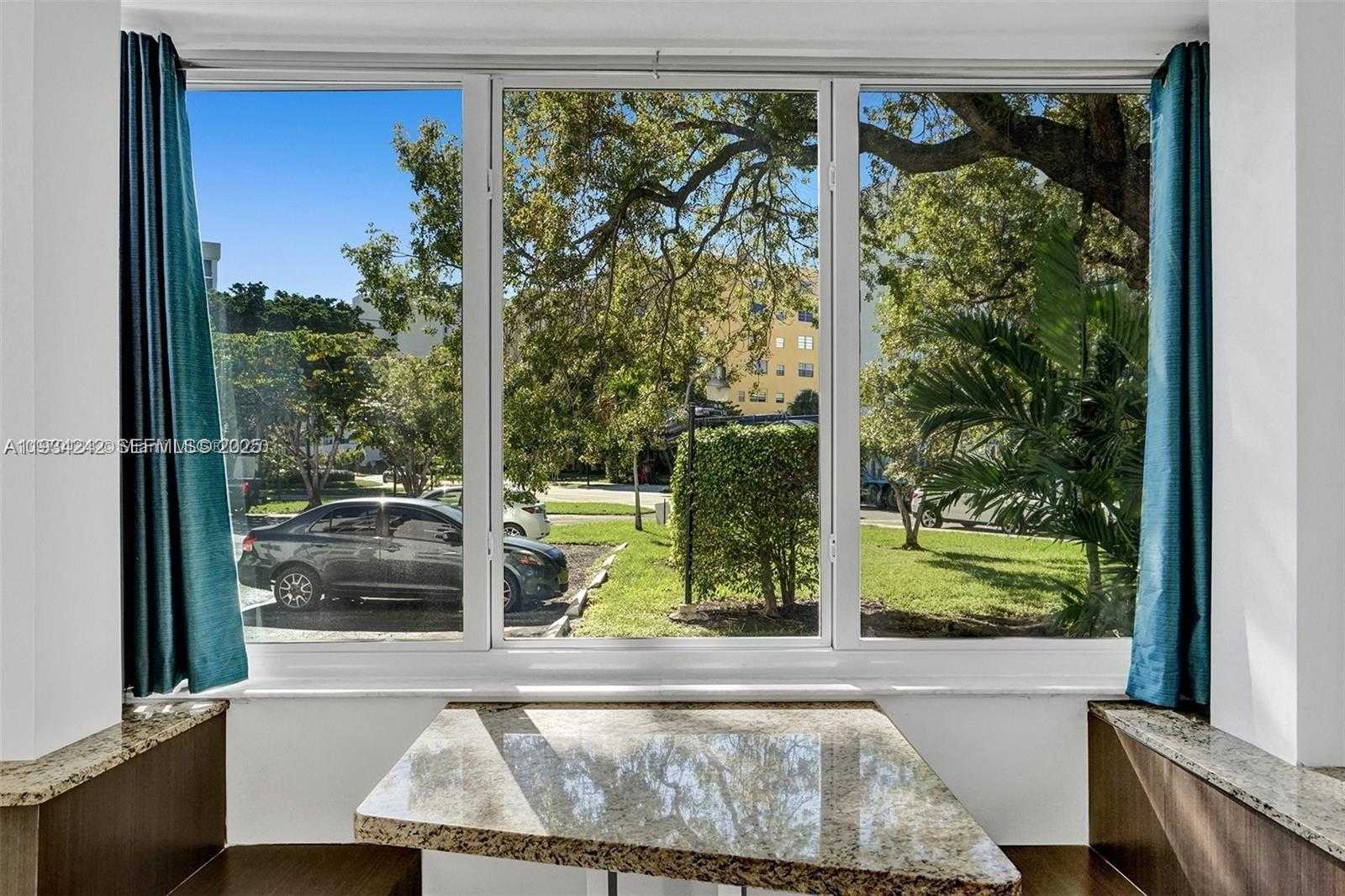 Small Image of 250 180TH DR #155, Sunny Isles Beach Number 34