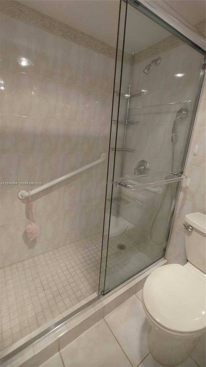 Small Image of 301 174TH ST #1405, Sunny Isles Beach Number 12