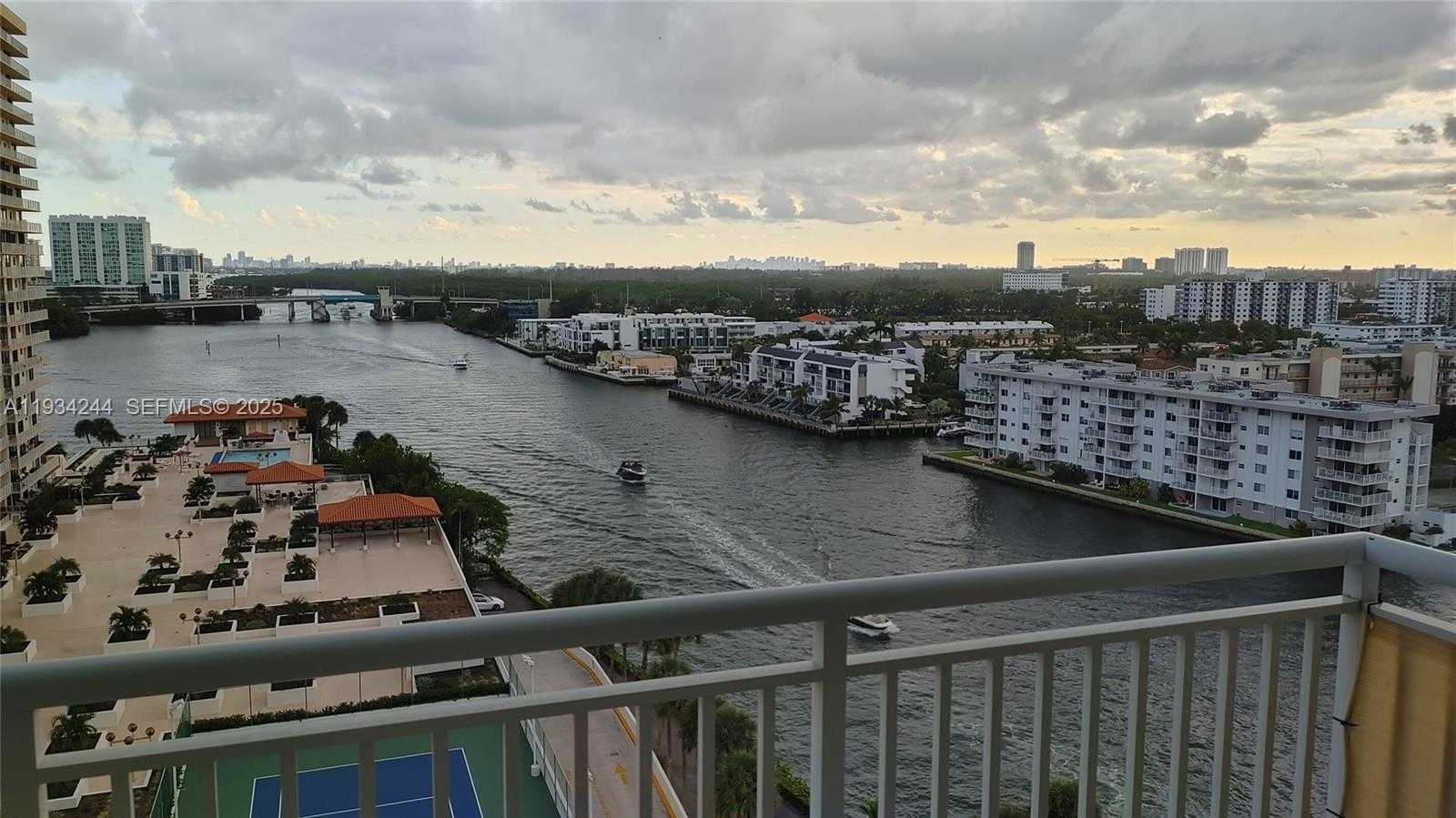 Small Image of 301 174TH ST #1405, Sunny Isles Beach Number 2