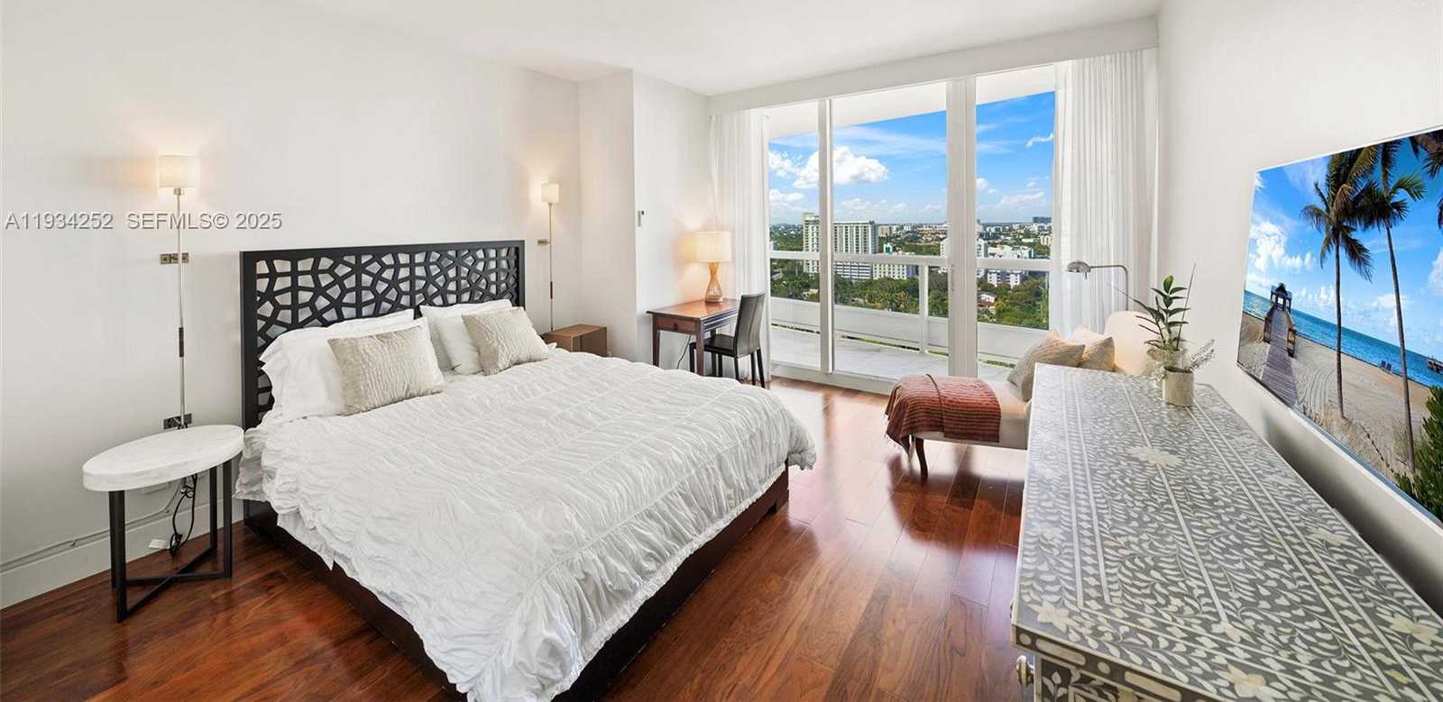 Small Image of 1643 BRICKELL AVE #2304, Miami Number 16