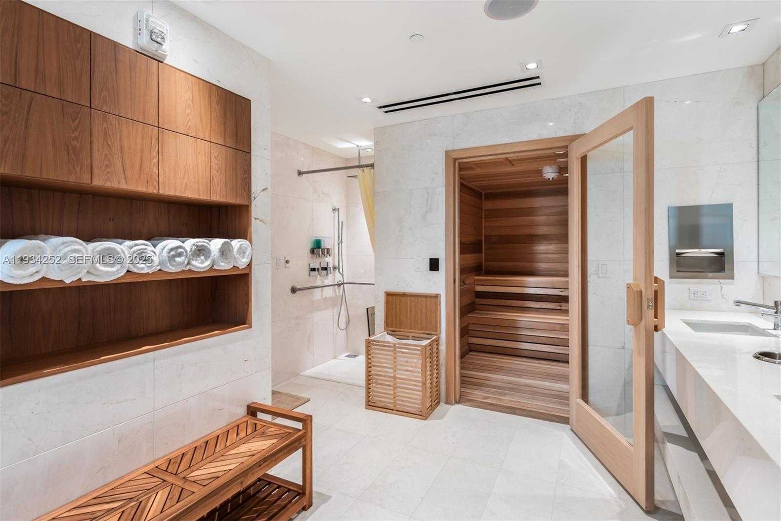 Small Image of 1643 BRICKELL AVE #2304, Miami Number 30