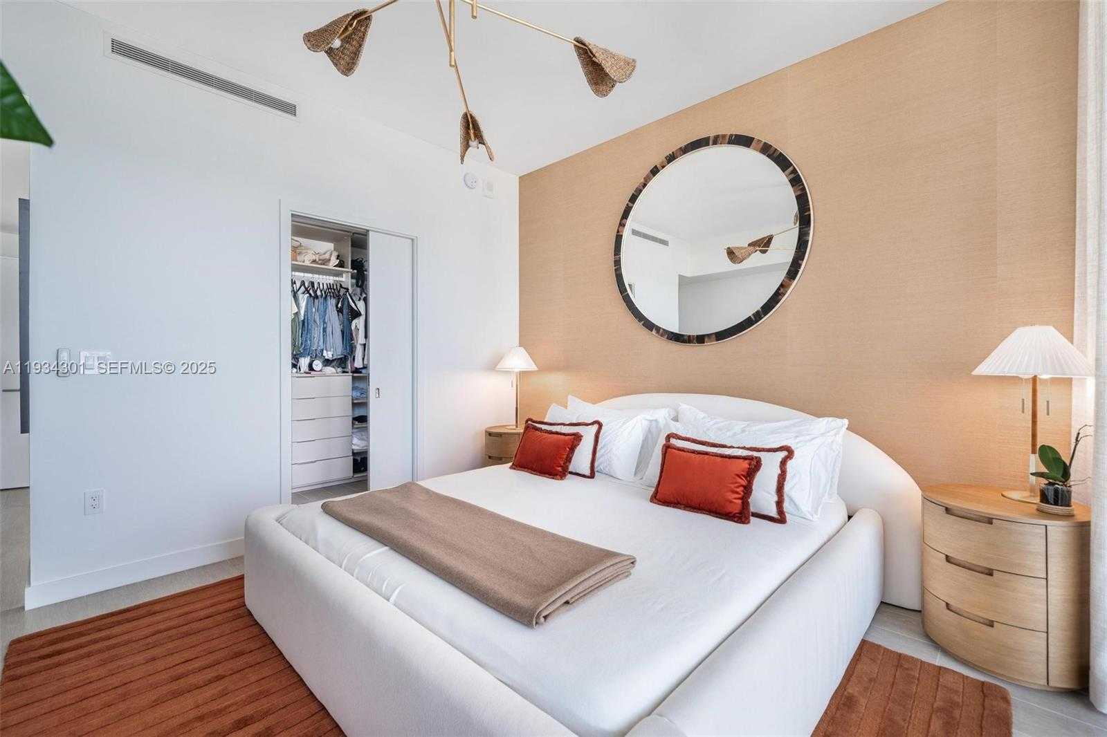 Small Image of 500 ALTON RD #1602, Miami Beach Number 11