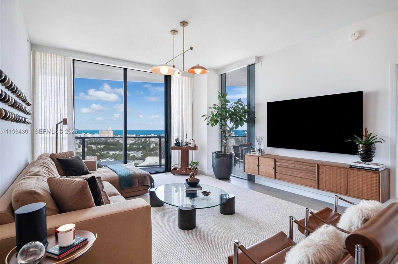 Small Image of 500 ALTON RD #1602, Miami Beach Number 8