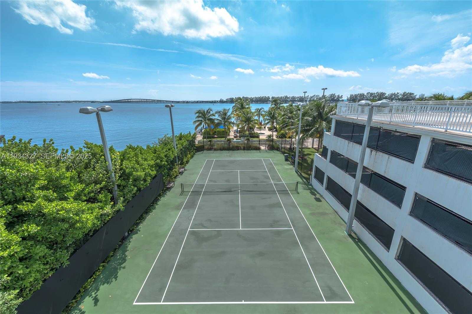 Small Image of 2101 BRICKELL AVE #2705, Miami Number 22