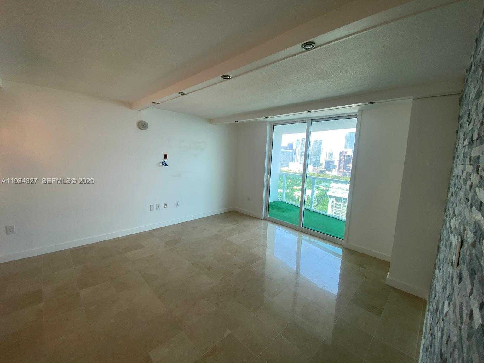 Small Image of 2101 BRICKELL AVE #2705, Miami Number 3