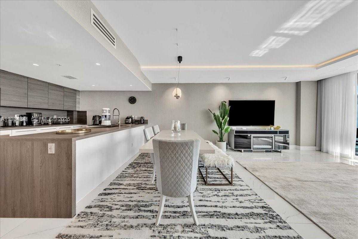 Small Image of 400 SUNNY ISLES BLVD #718, Sunny Isles Beach Number 13