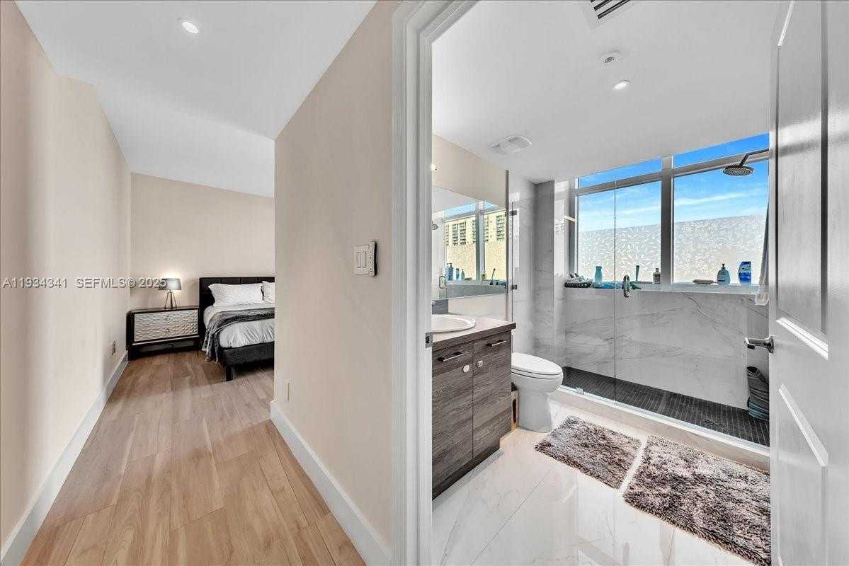 Small Image of 400 SUNNY ISLES BLVD #718, Sunny Isles Beach Number 32