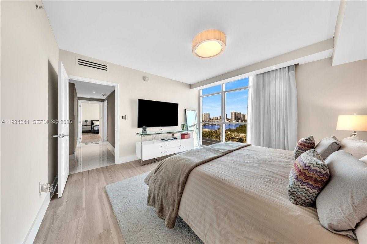 Small Image of 400 SUNNY ISLES BLVD #718, Sunny Isles Beach Number 37