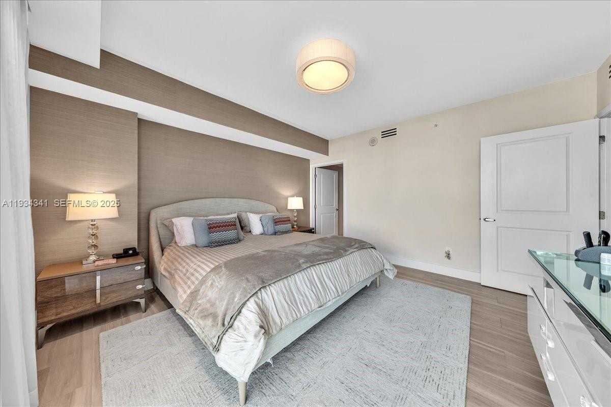 Small Image of 400 SUNNY ISLES BLVD #718, Sunny Isles Beach Number 38