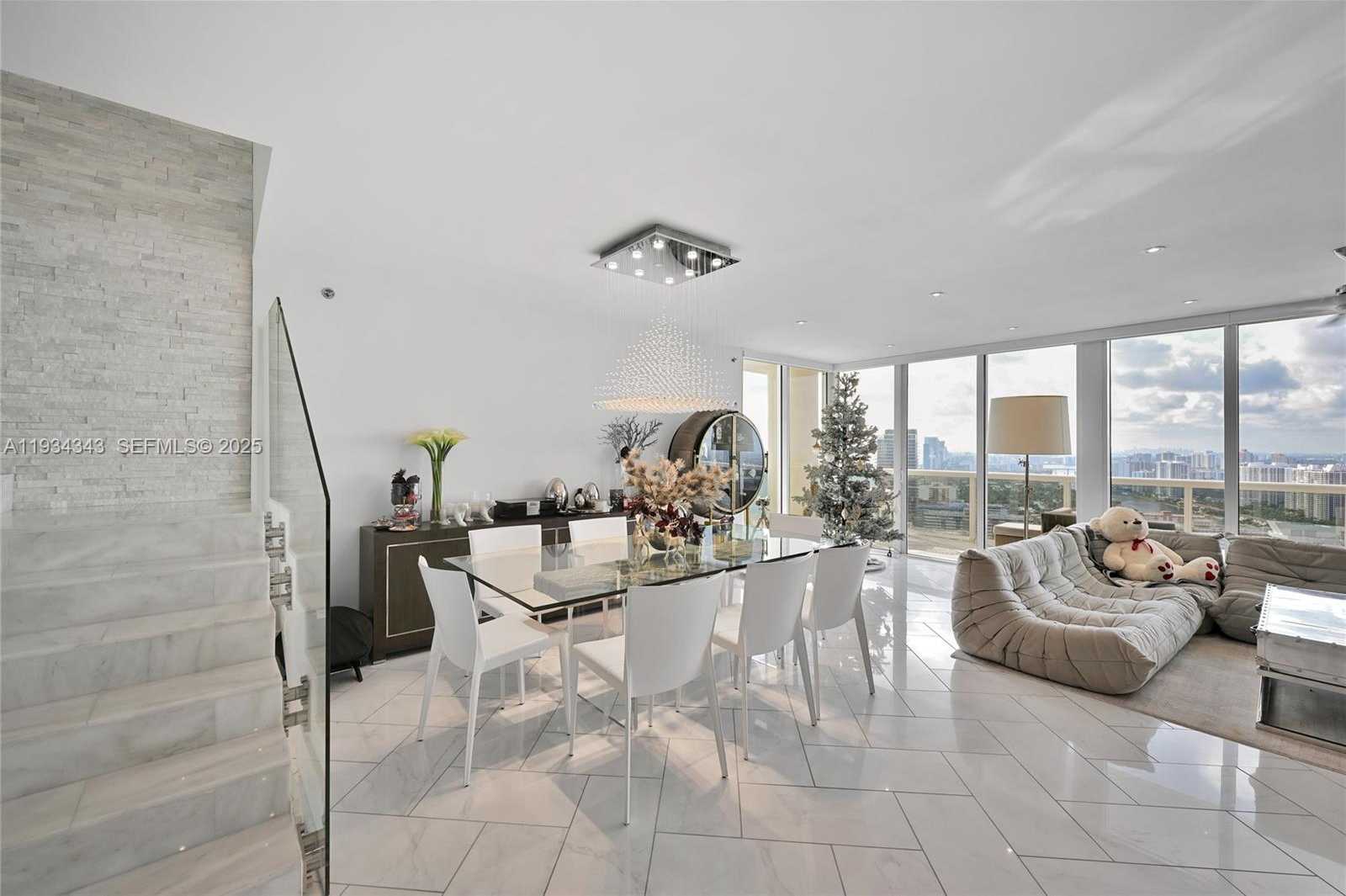 Small Image of 1850 SOUTH OCEAN DR #PH4405, Hallandale Beach Number 11