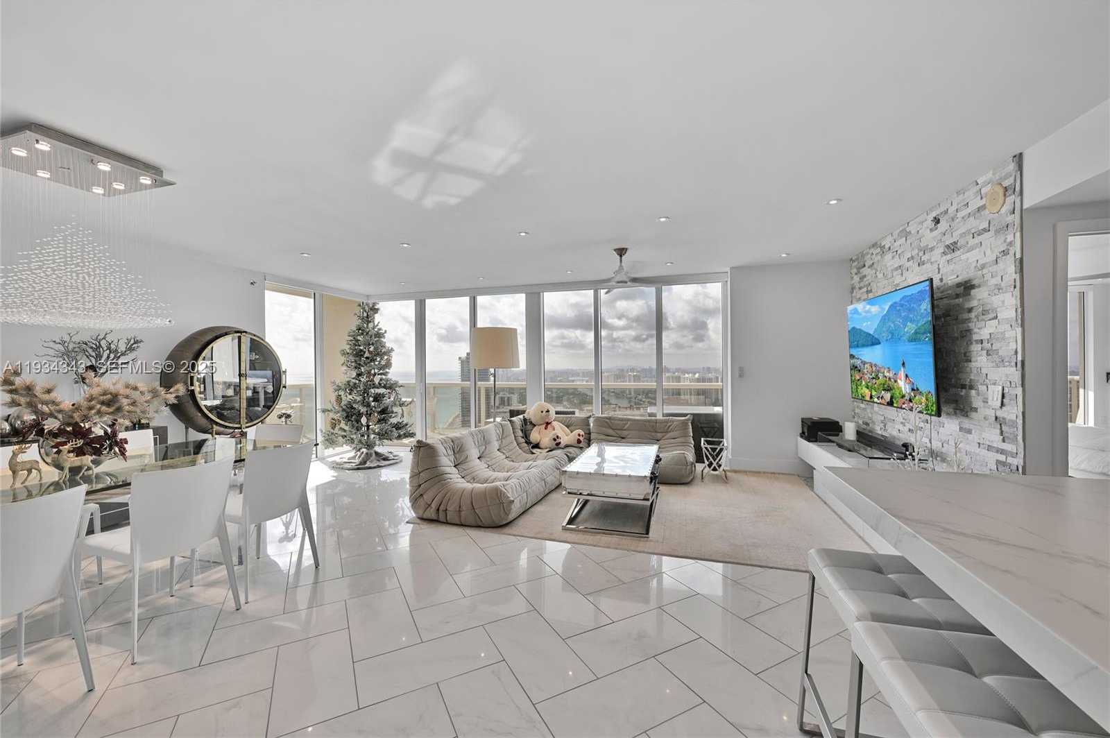 Small Image of 1850 SOUTH OCEAN DR #PH4405, Hallandale Beach Number 14