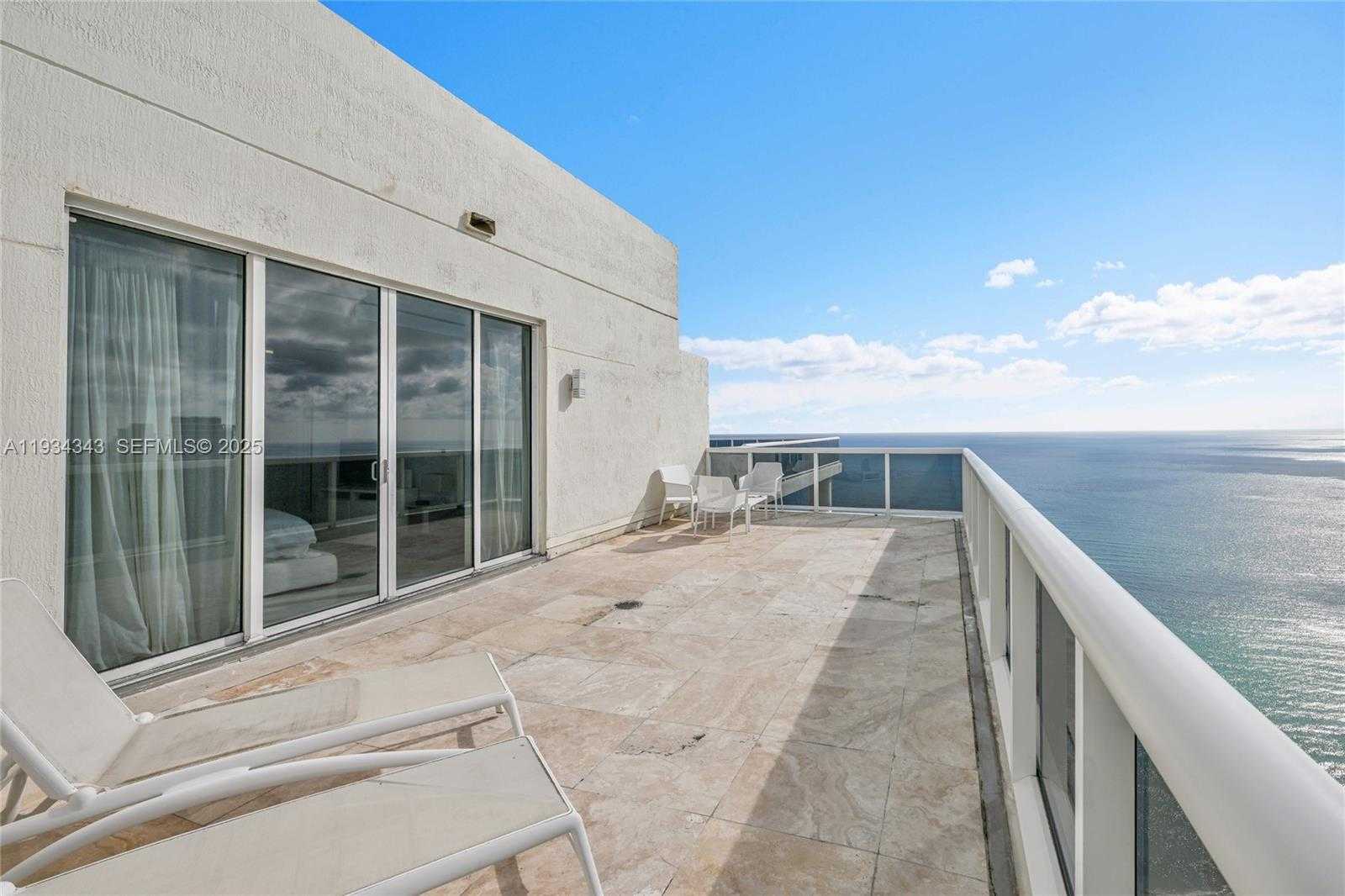 Small Image of 1850 SOUTH OCEAN DR #PH4405, Hallandale Beach Number 34