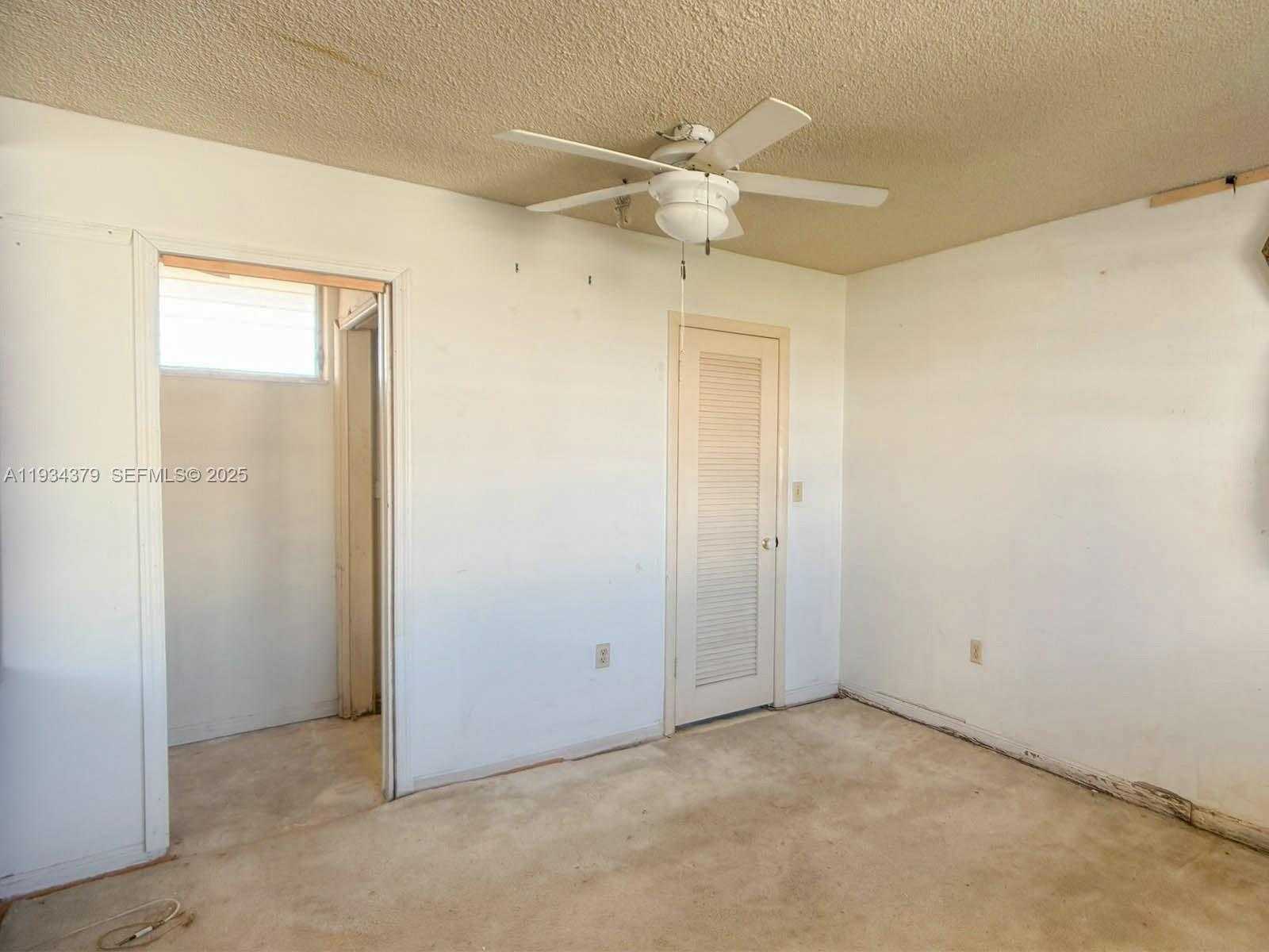 Small Image of 2930 POINT EAST DR #E601, Aventura Number 16