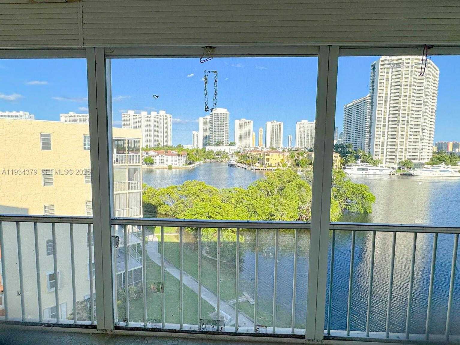 Small Image of 2930 POINT EAST DR #E601, Aventura Number 20