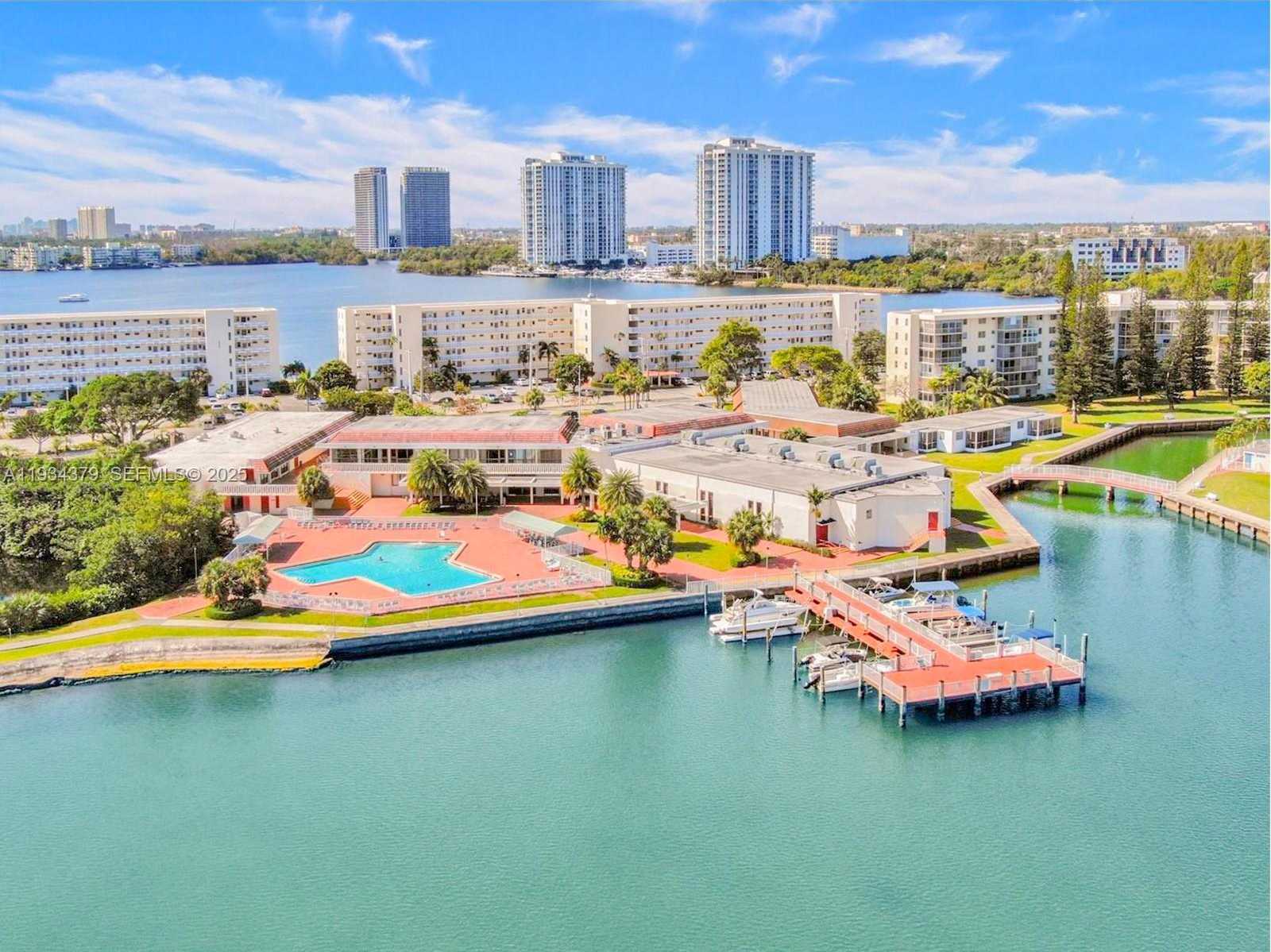 Small Image of 2930 POINT EAST DR #E601, Aventura Number 30