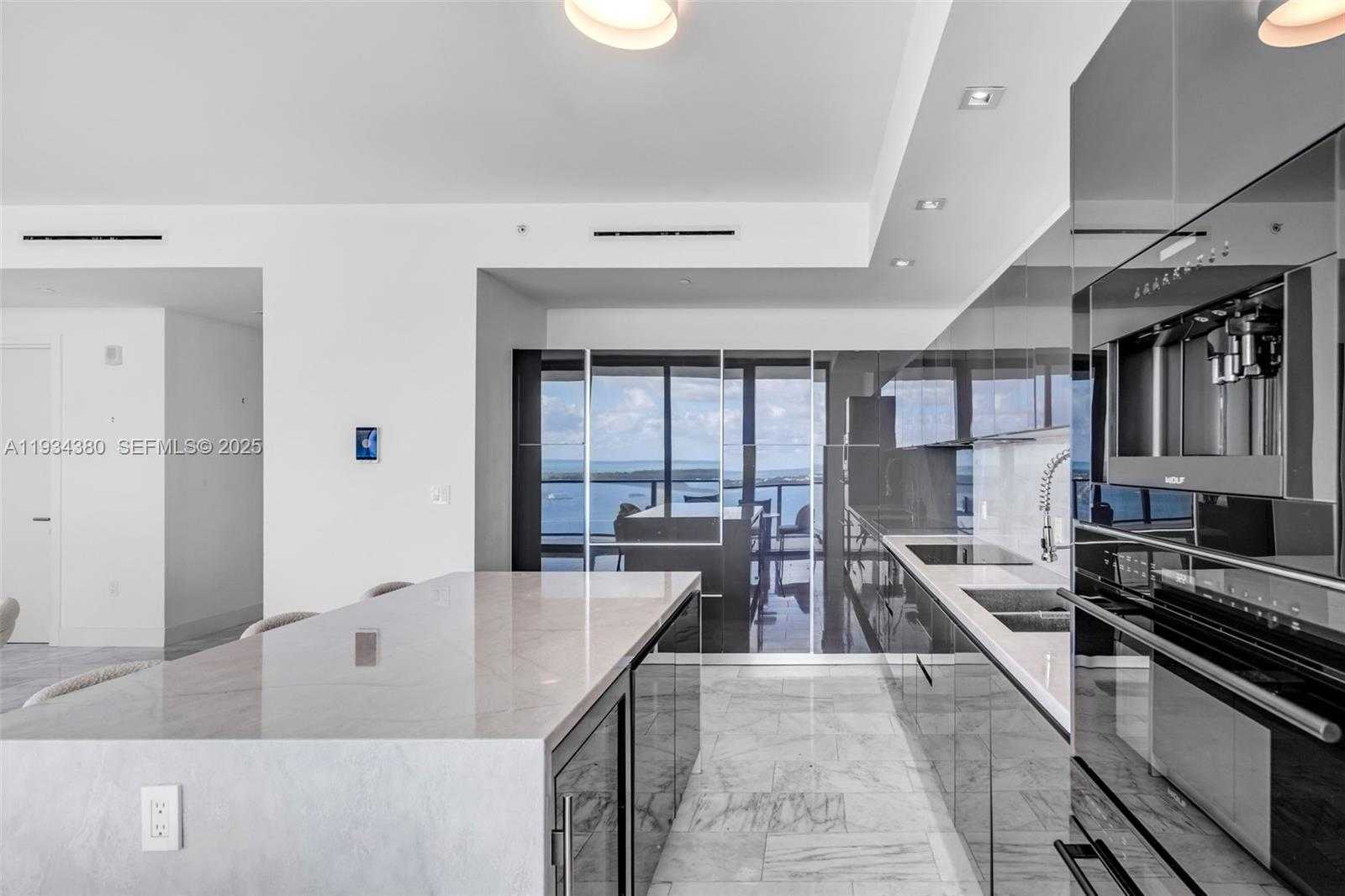 Small Image of 1451 BRICKELL AVE #3702, Miami Number 13