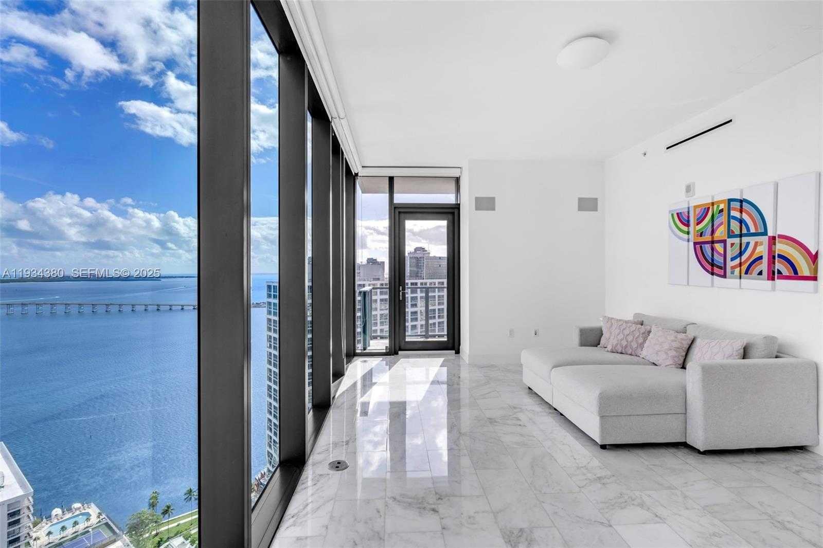 Small Image of 1451 BRICKELL AVE #3702, Miami Number 22