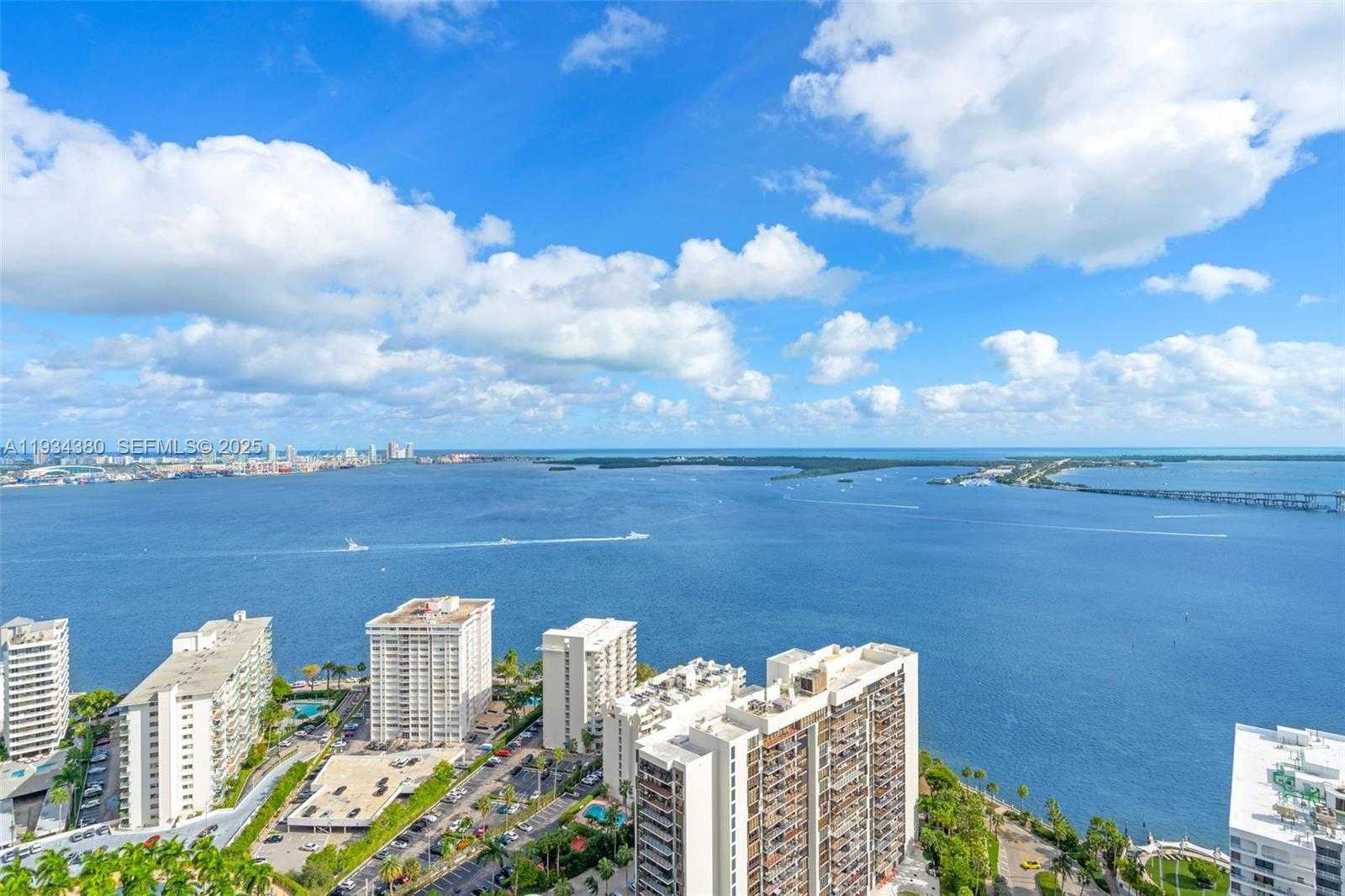 Small Image of 1451 BRICKELL AVE #3702, Miami Number 34